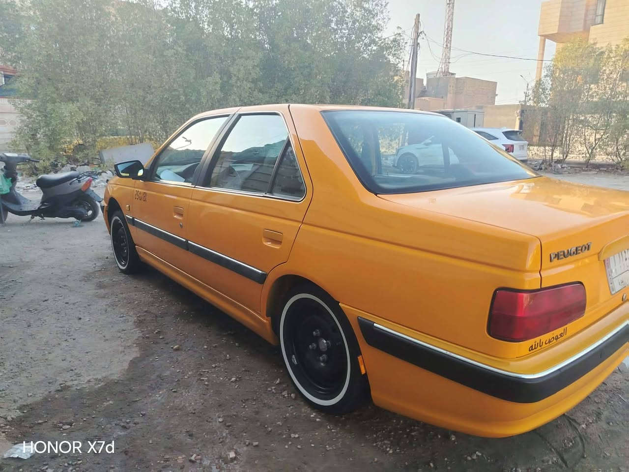 بيجو بارص 2021
بيه فقط جاملغ مبدل اصلي بدون ضربه شرط 
الباقي شرط كفاله مناقصه برغي 
سياره محجوزه 28 دفع مباشر شرط اول بأول 
65 وبيه مجال لشراي 
عنوان سماوه مركز 
الرقم ***********
