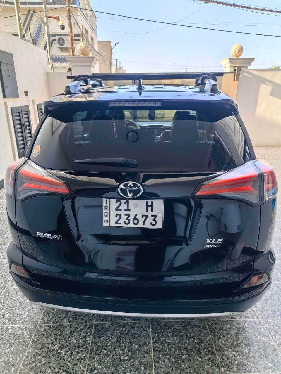 للبيع تويوتا راف 4 موديل  ٢٠١٧
مواصفات XLE
السعر 140 وبيه مجال
وارد أمريكي
 ماشيه 93
رقم سليمانية
فول موصفات سياره 
فتحه سقف
كامره شاشه

شاشة فول تحكمات ستيرن
٣ أنظمة قيادة سبورت وايكو ونورمال
رادار أمامي

محرك ٢٥٠٠ ما مفتوح وجديد

تبريد بلادي شركه

حداديه نظيفه تخم تاير باتري جديد

بدون  أيرباك    شرط شركه 

حادث سيارع جاملغ وبنيد شرط بدون دواخل 
بل العراق شويه بصندوك صار بيها مجال

***********
