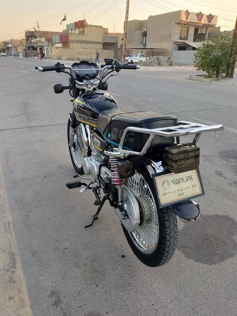 سلام عليكم تايكر البيع الدراجة مديل25السعر 650وبيهة مجال قليل رقم ***********

