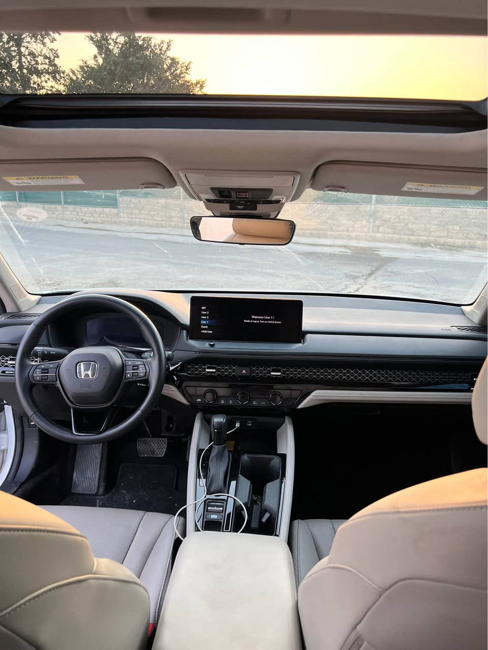 Honda Accord 2024

مواصفات EX-L
(مقاعد جلد و تدفئة و خزن-فتحة سقف-تدفئة المقود-رادار امامي-شاشات خلفية ً،فتل حساس

مكينة ٤سلندر حجم ٢.٠لتر هايبرد🔋
ماشية 13الف كم و بحالة جداً ممتازة 

بيها جملوغين جملوغ كدام و ورا صبغ ايرباكات سستم شركة ١٠٠٪؜

رقم كاتي السيارة تترقم شمالي و اكيد شرط الترقيم
مكفولة من كير و محرك و كهربائيات

و ب سعر(177$) ورقة و بيها مجال بسيط

مكان السيارة

دهوك 

***********

1HGCY2F67RA047015 دهوك, العراق
