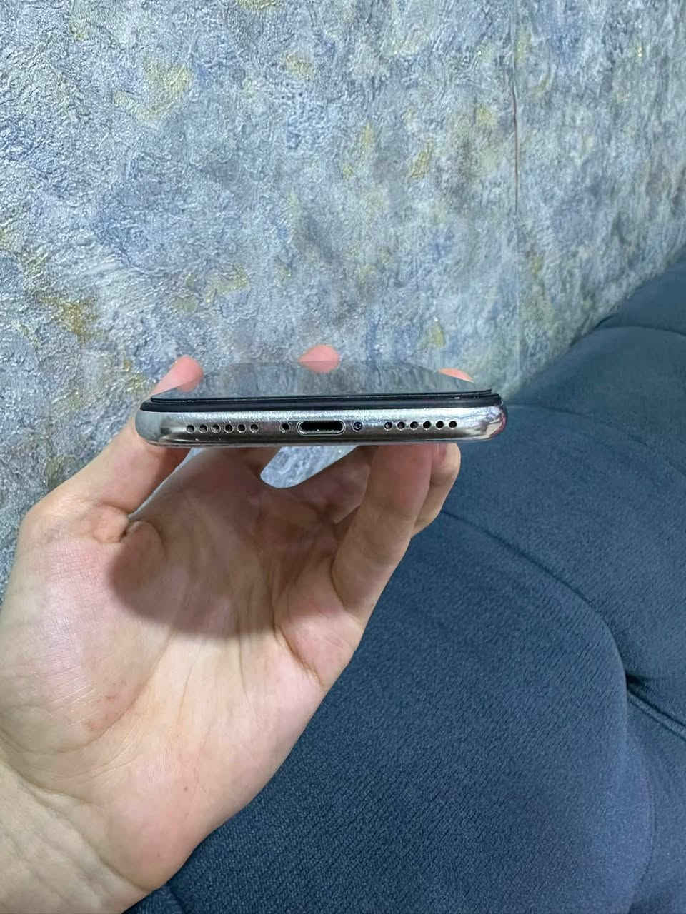 ايفون X للبيع نضيف بطارية 100 وذاكرة 256
فيس آيدي واكف يحتاج برمجة والكاميرا تحتاج تنضيف
الباقي مكفول
سعر 130 الف
واتساب ***********
