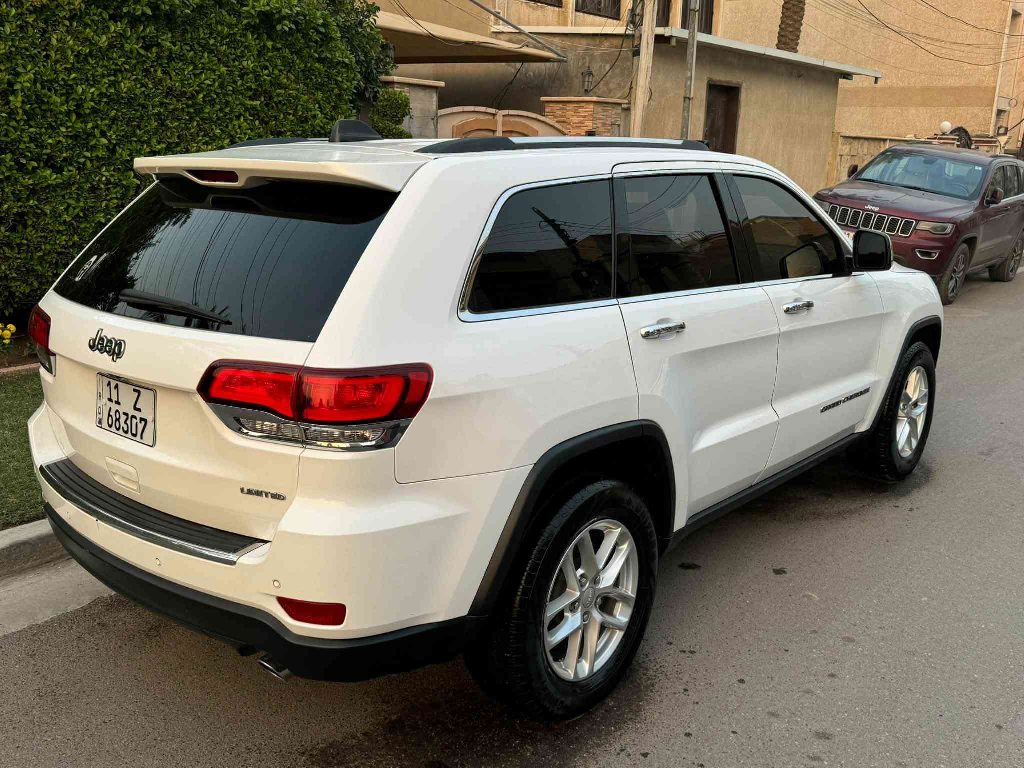 جيب   لمتدد   
فول مواصفات
حادثه فقط دعاميه بدون يربك ولا دواخل 
وصور الحادث بل منشور وبيه قطعتين كلير من امريكه
موديل 2020
رقم بغداد بسمي تحويل ثاني يوم
محرك   6  ( 3600 )
فتحت  سقف سلايت  بانوراما
 كشن جلد 
كشن حضن كهرباء
تدفئة كشن
تشغيل عن بعد
كامير خلفية دواده
تبريد قطعتين 
حساسات خلفيه وأمامي 
بصمه أبواب  وجنطه كهرباء 
كراسي جلد كراسي كهرباء جهتين 
شاشه كبيره
سستم سماعات 
‏مكاني بغداد 0700037160
