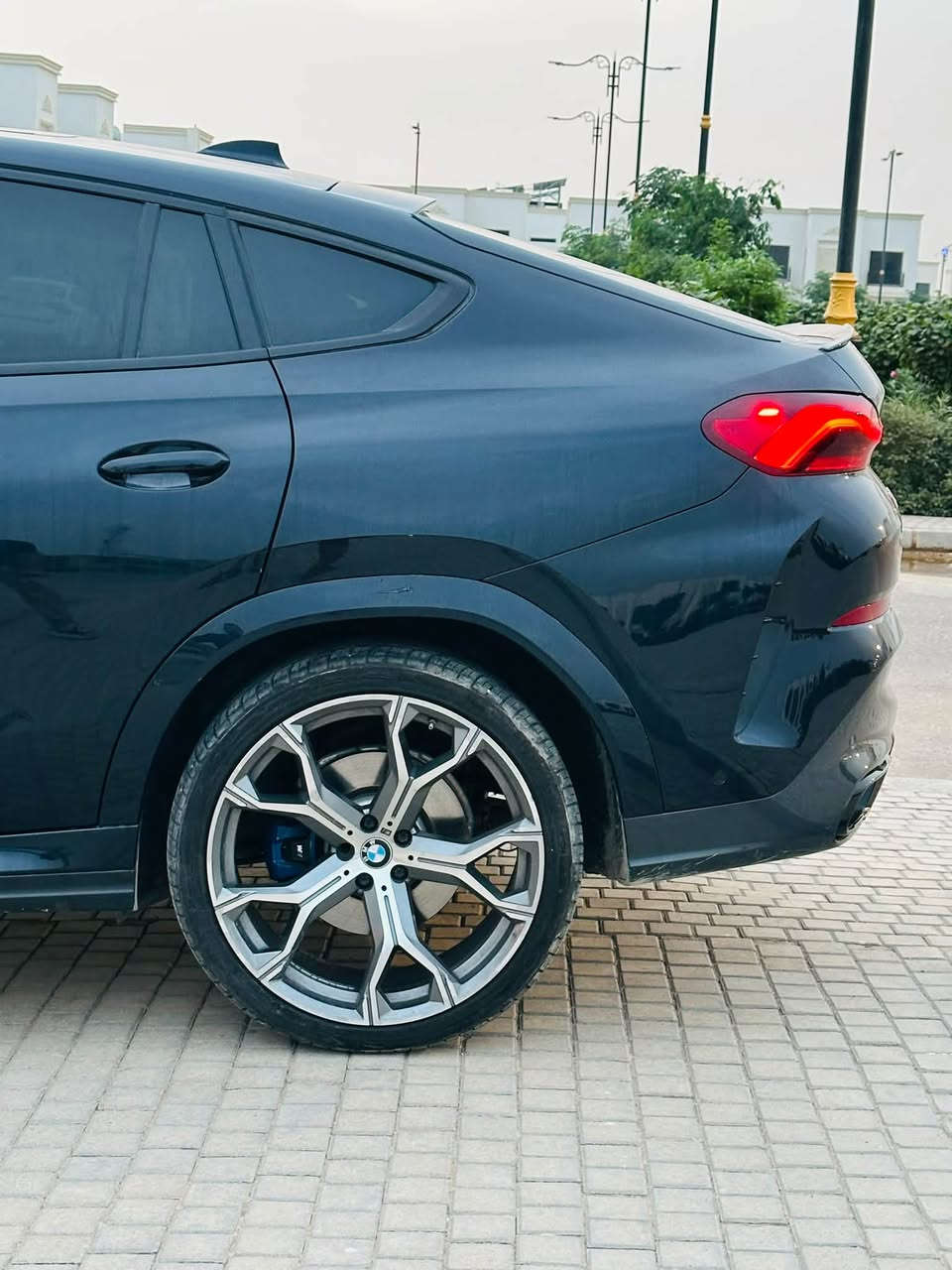 X6 M40i • ٢٠٢٢ • ممشى ٥٥٠٠٠ كم