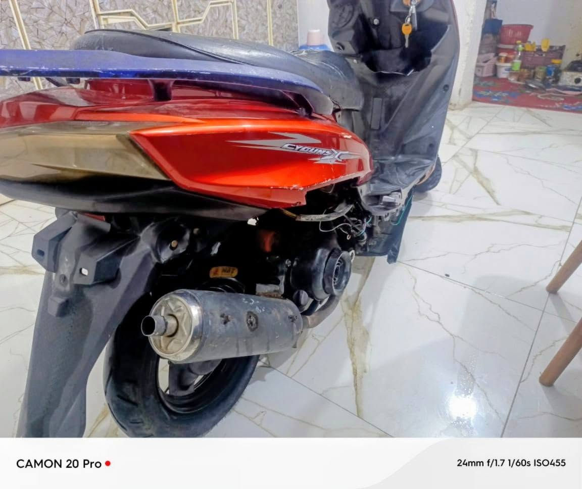 نوع الدراج السكنس ماكينه ماكس مكان ناصريه مركز سعر 300 وبيها مجال

نص مكتوب في الصور:
- CAMON 20 Pro • 24mm f/1.7 1/60s ISO487
- CAMON 20 Pro • 24mm f/1.7 1/60s ISO426
- CAMON 20 Pro 24mm f/1.7 1/60s ISO393
- CAMON 20 Pro • 24mm f/1.7 1/60s ISO455
- CAMON 20 Pro • 24mm f/1.7 1/60s ISO588