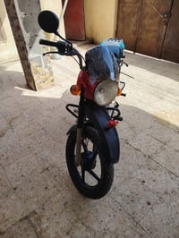 بوكسر • موديل ١٧ • سلف