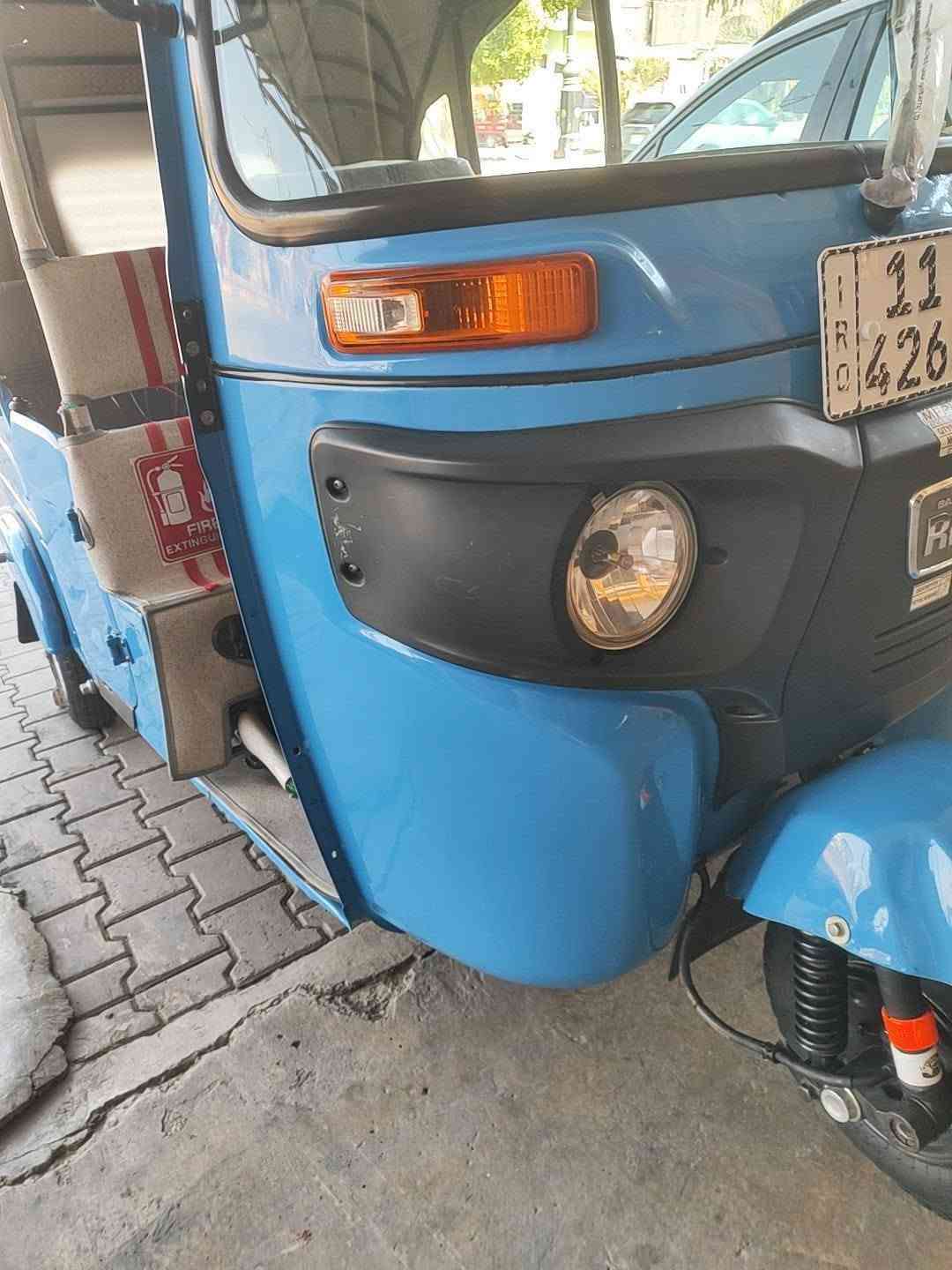 سلام عليكم تكتك لبيع موديل 22 مضلع تكتك كفاله عامه زيرو رقم بغداد نكليزي ستفسار ***********
