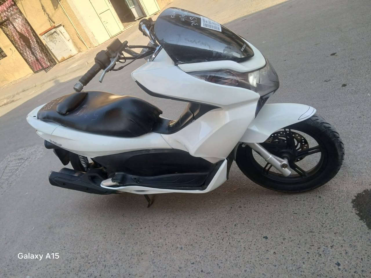 سلام عليكم....
دراجة (PSX)...(جيل الاول)  
🛵للبيع  ماشيه 16الف الفحقيقي ممتعوبه
دراجة شلعه معدل كهربائيات كلهه شغاله 
دراجة جديده  بلادية
أي نقص مابيهة دراجه مكفوله كفاله عامه بشرط علفحص اذا برغي مفتوح ترجع دراجة مال جناي 
جيب فيتر وتعال افحص مستعجل على بيعتهه السعر مليون و450
العنوان بغداد  الكرخ  الاستفسار الاتصال على الرقم 📞*********** بغداد, العراق

نص مكتوب في الصور:
- Galaxy A15