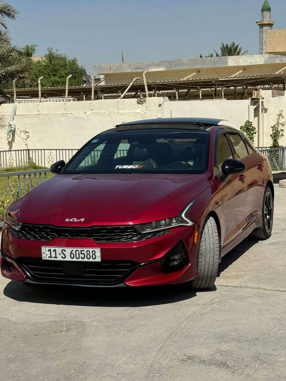 للبيع :
السيارة / كي فايف وارد / امريكي 
الموديل /2022 
الرقم / بغداد
 المالك /بأسمي 
نوع الحادث /جاملغ امامي جهة السائق بدون دواخل وبيها بارد بالجاملغ الخلف والباب 
المحرك / 1600 تيربو 
ماشية / 70000 mil
اللون/ احمر 
 المواصفات/
بانوراما ، بصمة ،
بصمة أبواب ،
نظام ترحيب ،
شاشة كار بلي ،
كشنات جلد ،
كشن كهرباء ،
شاحن لاسلكي ،
سايد بريك بصمة ،
اوتو هولد ،
مانع نزلاق ،
تحديد مسار ،
نقطة عمياء ،
رادرات (380) درجة محطية ،
اشاير بالمري ،
جنطة ذكية ،
تبريد بيانو ،
لايت (3) عدسات ،
لايت زنون ثلجي ،
(5) أنظمة قيادة ،
تشغيل عن بعد ،
ويل كروم حجم (18) 
سعر  السيارة 180 بيها مجال بسيط  
مكان السيارة / بغداد  
رقم الموبايل / ***********
