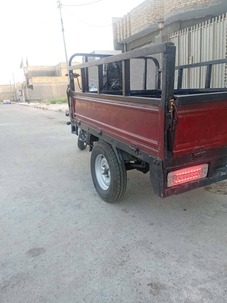 السلام عليكم
ستوته امتيار للبيع 
جهازه تخم تاير كهربائيات كله شغال سلف هندر شغال 
اوراق بسمي اصولي 
مكاني المجر الكبير 
***********
