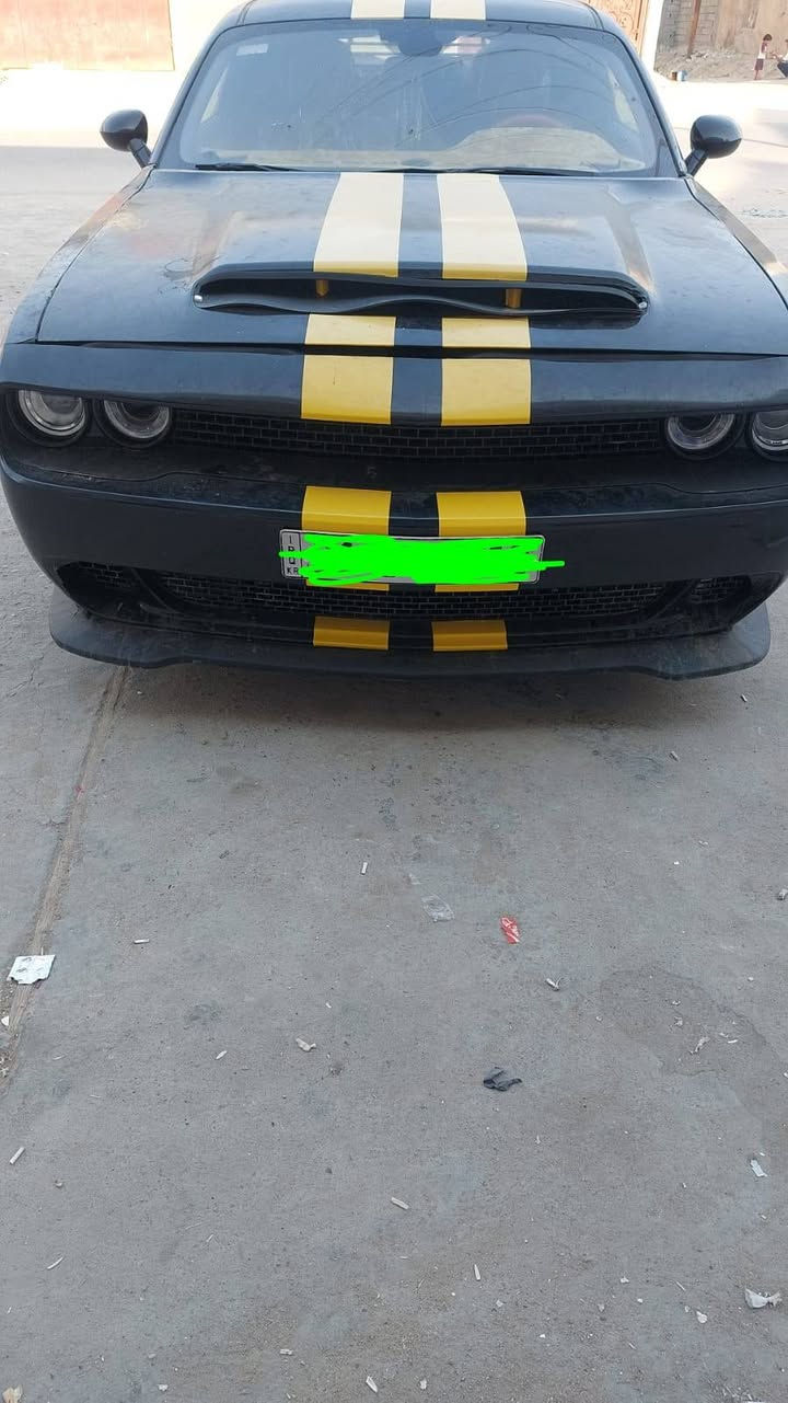 دوج تشالنجر 14 كندي فول للاخير 
ارتي v8 دخول كفاله محدث دعاميه 20 
ويل نجمه سيارة فخامه 
بيه رشات صبغ باب جاملغ اثر جراد بدون تبديل وفتح بدون حادث سيارة كندي أصل ماشيه 160 الف 
كير محرك فول تبريد ثلج .. مرواس اشعندك نزل 
السعر ***********
رقم سليمانيه تحويل وكاله
