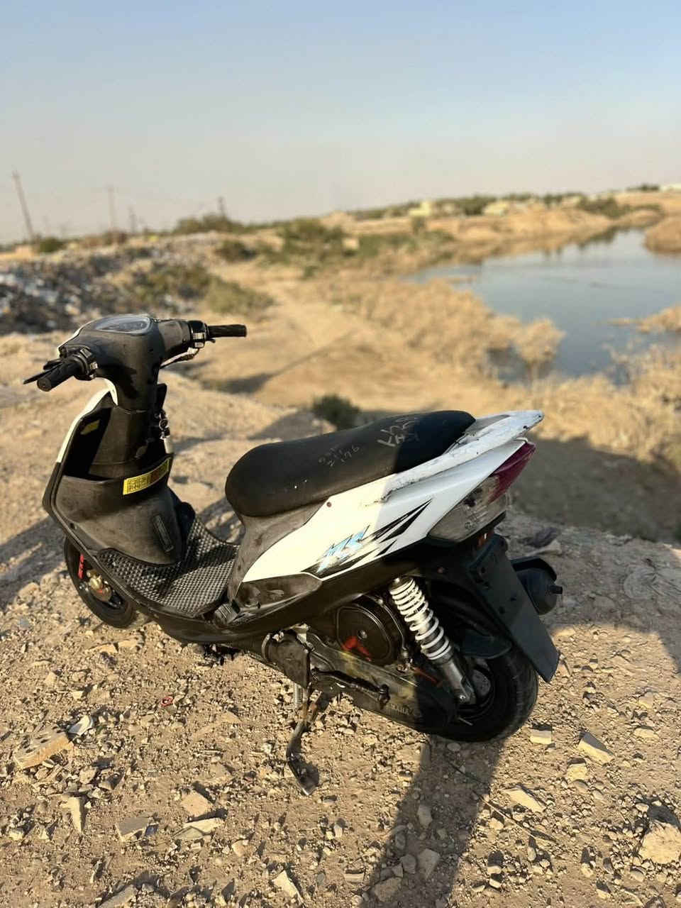 السلام عليكم شباب دراجه ماكس للبيع مكينه خير من الله كله بلادي مكفوله كفرات بلادي _العنوان بغداد البلديات _ السعر800 وبيهه مجال
رقم الهاتف ***********
