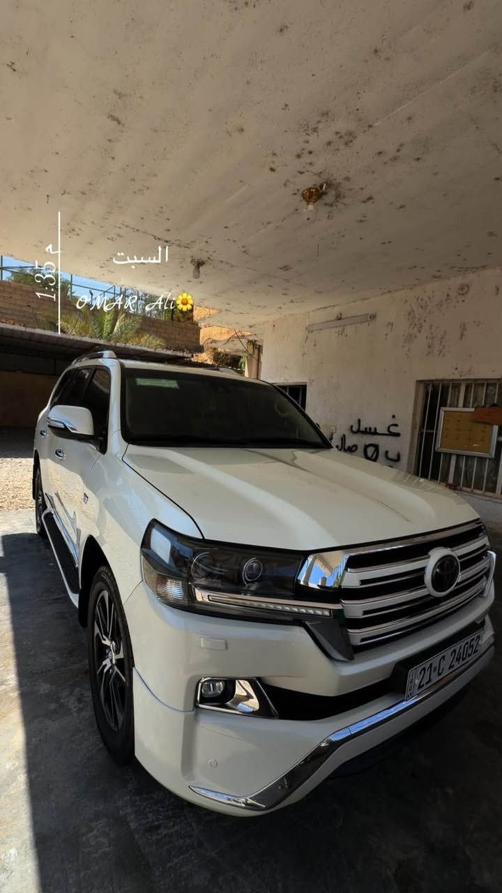 لاندكروزر VXS • V8 5.7 • بدون صبغ