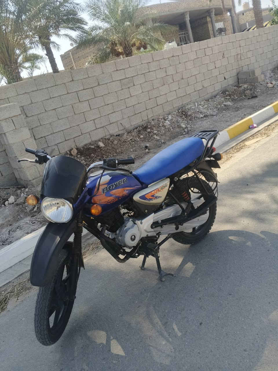 سلام عليكم دراجه  بوكسر جبلي موديل 22طالعه اب 23أوراق اصولي محرك مكفول كفاله عامه كهرباياته كله شغاله  دراجه مكفوله كفاله عامه دخم تواير جدد لسعر خاص اتصل وبيك خير وتدلل ***********
