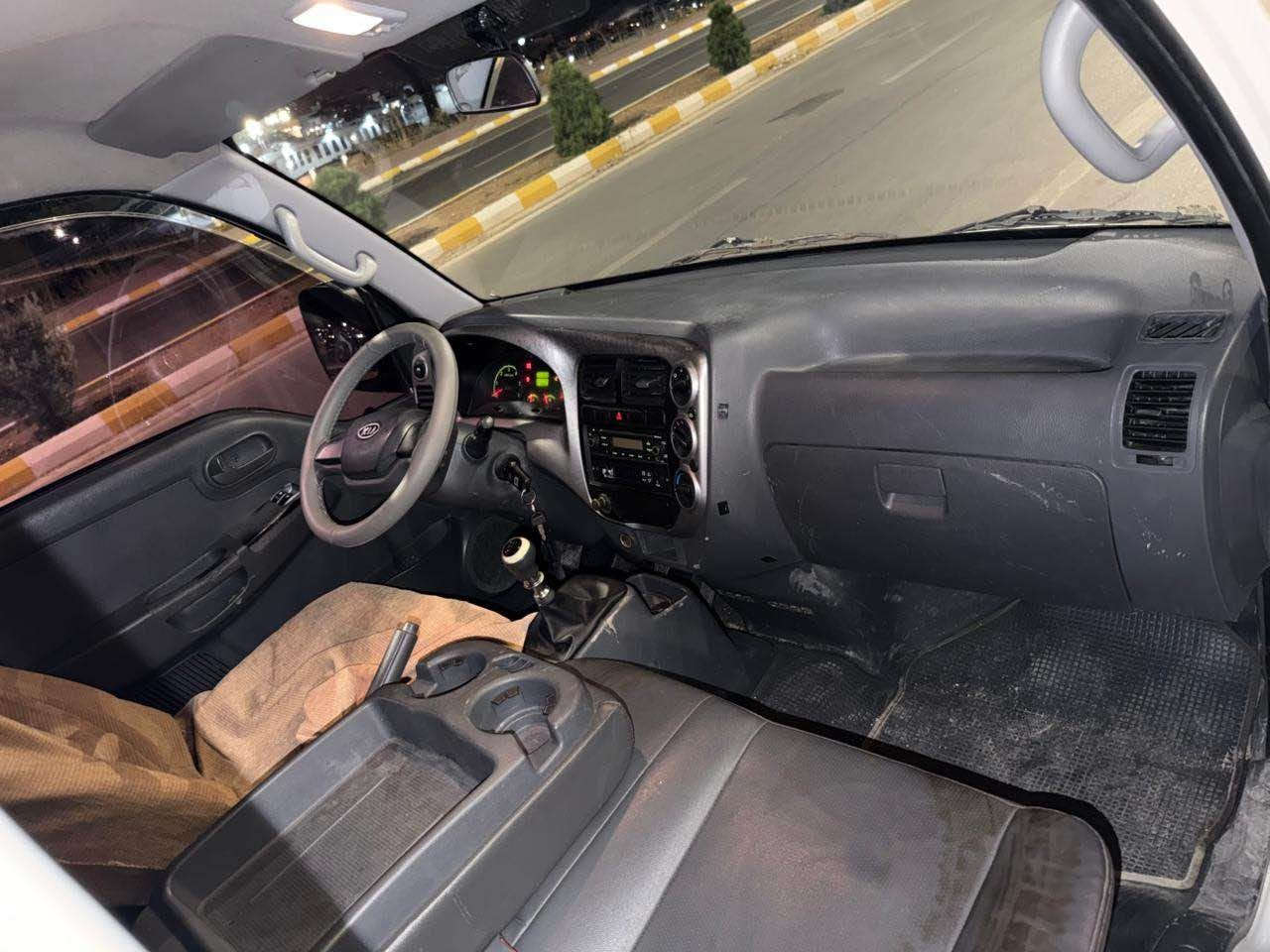 کیا مۆدیل ٢٠١٢ گیرو مەکینەو ئەگسلی بەشەرت براوەی دوبەی (ادوات) ڕزیوی نیە سعری ٦٨ رەقم تەلەفون ***********/*********** السليمانية, العراق
