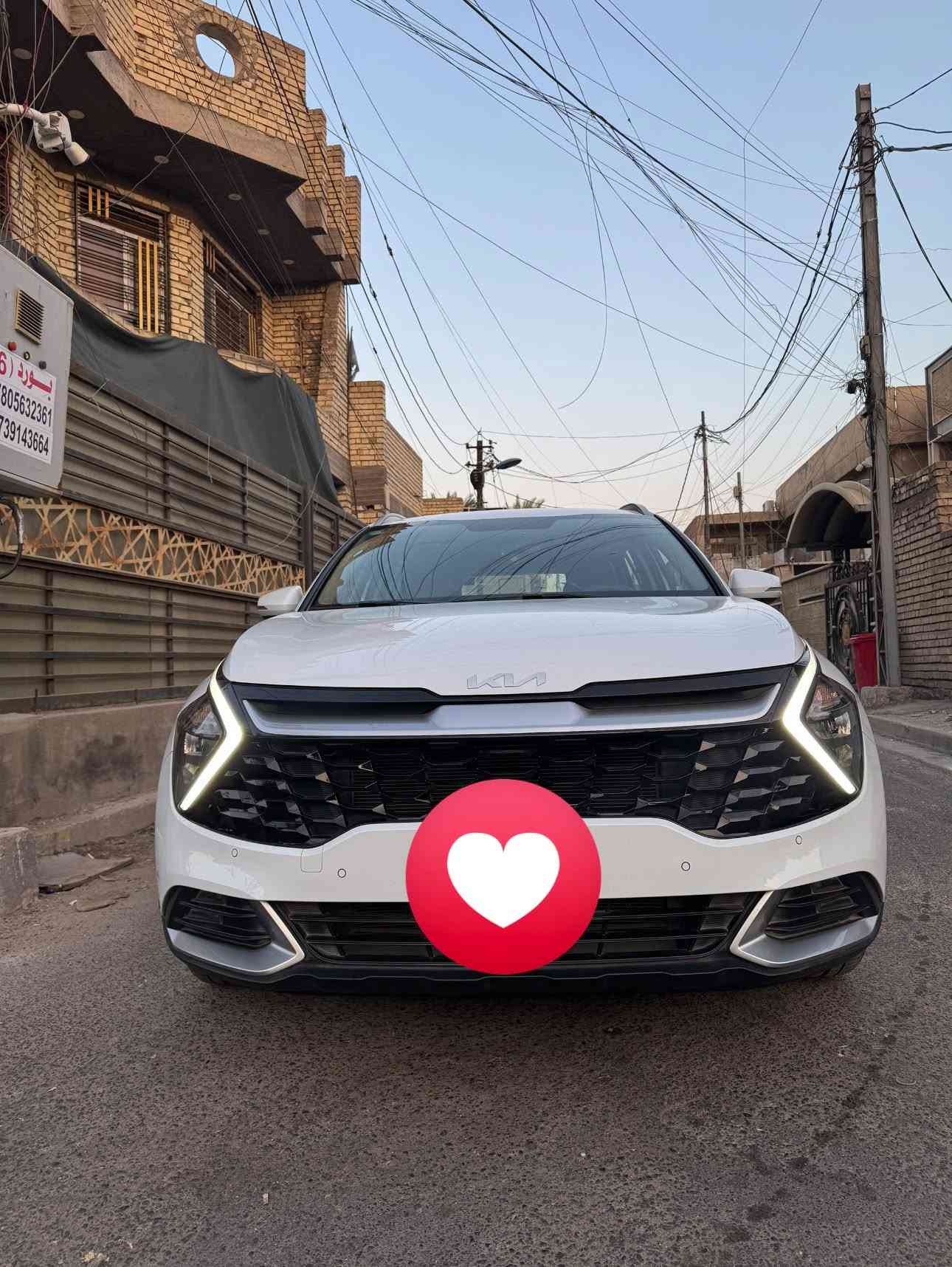 سلام عليكم سبورتج موديل 2023 خليجي مكينه 2000 دوش السياره جديده كلش السياره استعمال قليل ماشيه 16 الف فقط يعني مماشيه مواصفات تبريد قطعتين بصمه تشغيل عن بعد مري شفط اشاير بالمري رادار ترحيب مثبت سرعه وباقي المواصفات السياره كفاله عامه حتا دعاميات مالته بلاديه بيه فقط بارد كد شبر بالجاملغ الخلفي فقط مكاني بغداد السعر 206 وهذا رقمي ***********
