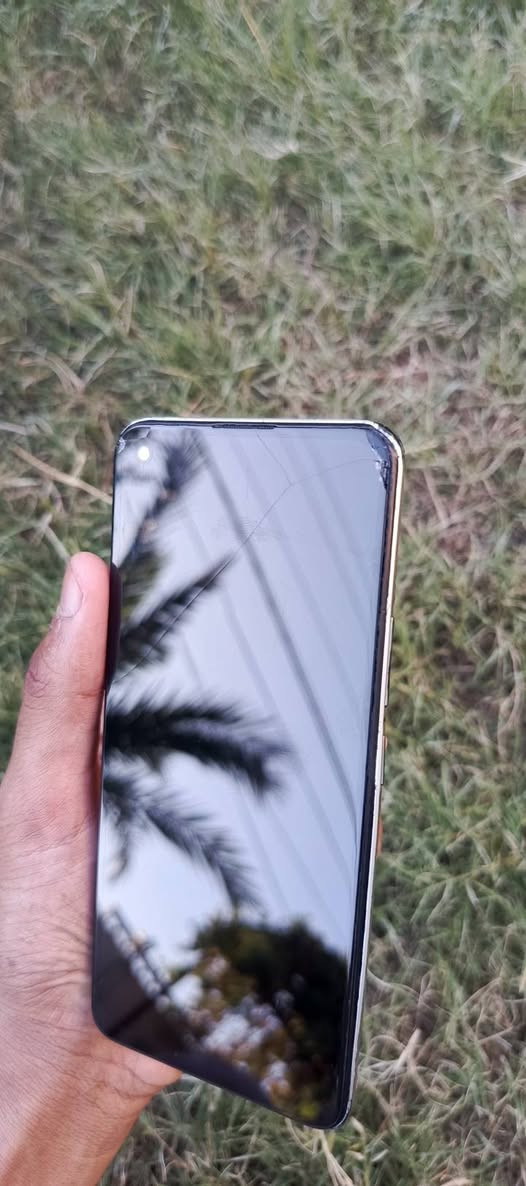 السلام عليكم للبيع جهاز ريلمي 8 برو ذاكره 128 بطاريه 500 ملي امبير مبدل شاشه اصليه وكاله بي ضربة بزاويه الشاشه بس ممثر السعر 65 وبي مجال مكاني حويجه داخل ‏‪***********‬‏
