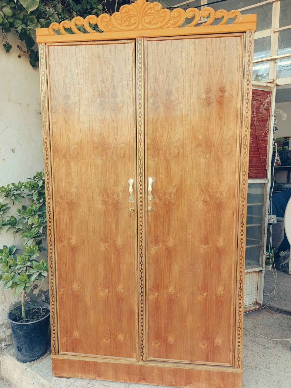 كنتور بابين جديد ب ١٣٥ الف قفل واكو توصيل بكروه للاستفسار الاتصال***********
