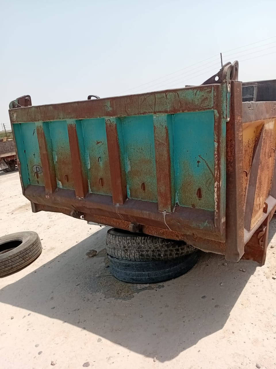 السلام وعليكم بدي للبيع مايلر الستفسار على هذا الرقم ***********
