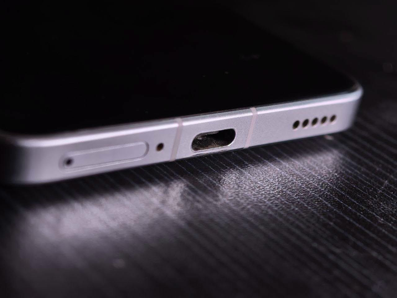 One plus 13 r
للبيع او مراوس شعندك نزلي 

ذاكره 256 رام 12 
نسخة عالميه 
بطارية 100
معالج sn 8 gen 3
ببجي 120 فريم
الجهاز وت بروف 
((بدون ملحقات ))

عنواني بغداد مدينة الصدر 
توصيل متوفر فقط باعتماد 🔴 
***********
