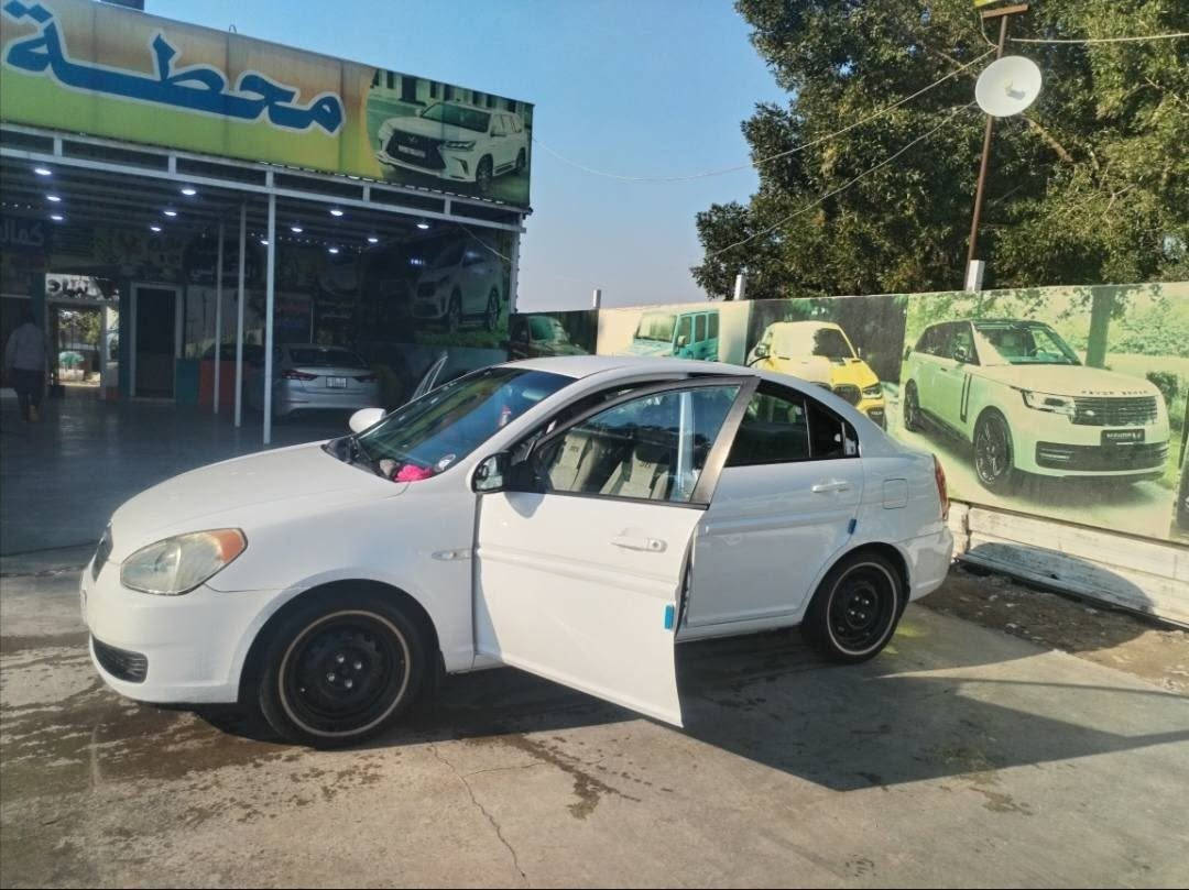 رقم بغداد باسمي سنويه جديده
خليجي مكينه 1600
مشط كهرباء
بيها جاملغ خلفي  و بارد خلف باب ساق  
كير مكينه جدد كفاله 
 منضومه التبريد ثلج شرط 
الصدر امامي خلفي جديد   
تخم تاير جدد 
دوشمه جديد 
غرفه حلوه 
سياره ما تذب عليهه ربع دينار 
مكاني كوت التواصل التصال على الرقم : ***********
ما متواجد على الفيس اتصل و تدلل @إشارة
