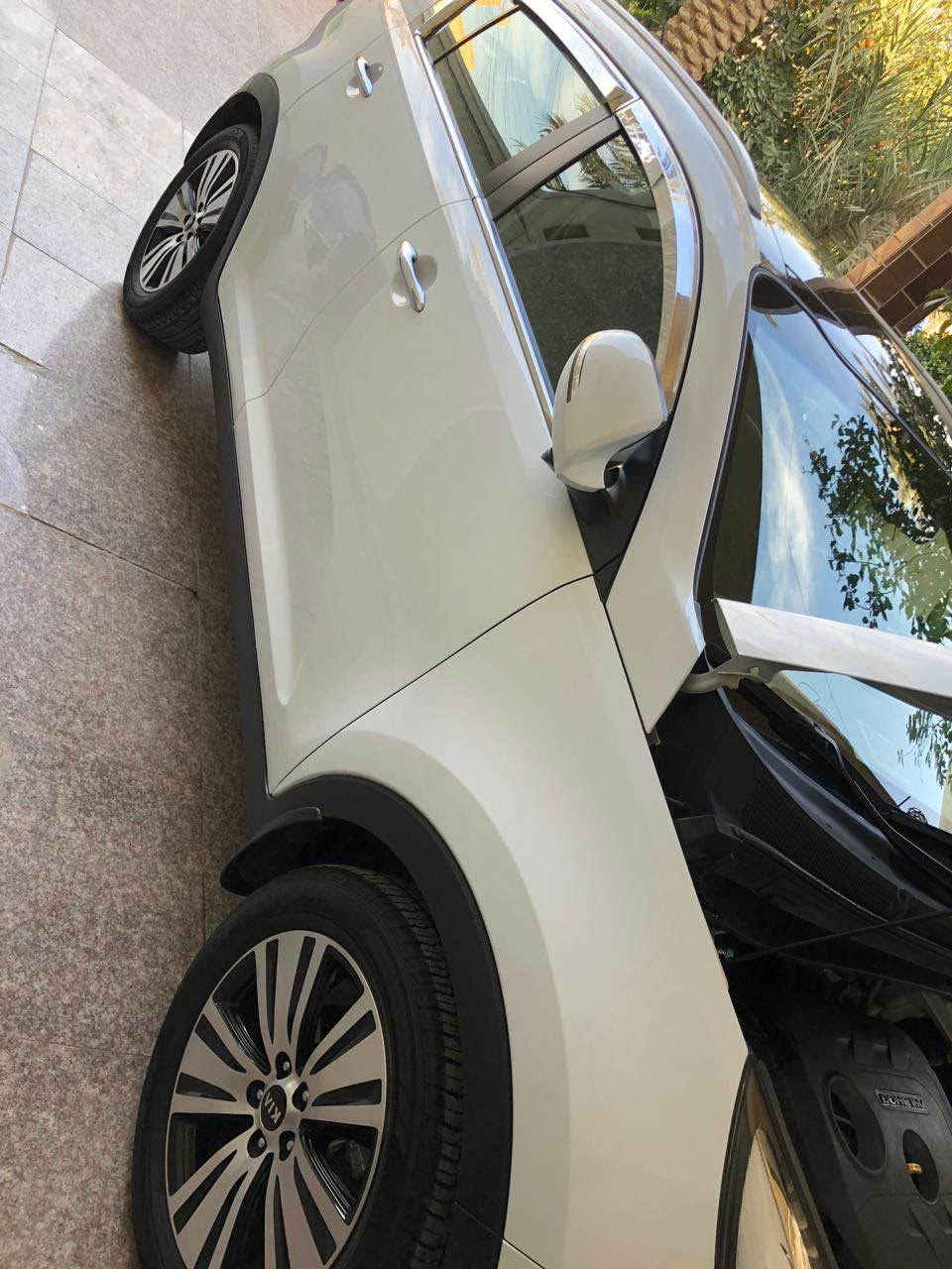 سبورتج شركة البخيت موديل 2016 ماشية 153 الف شبر بارد بالجاملغ الأمامي الأيسر

والباقي مكفول
السعر 165 
الاتصال ع رقم ***********
مكاني حي البنوك بغداد, العراق
