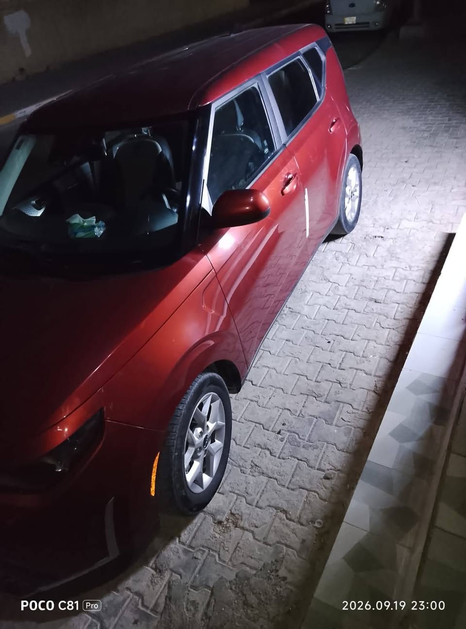 للبيع كيا صول موديل 2023 امريكي بصمه شاشه كبيره محرك 2000 شاشه تبريد السياره جديده ماشيه 86 الف ميل بيه بنيد حادث سونار وصور الحادث بالمنشور السعر 135 بيها مجال 
  اتصال *********** مكانه كربلاء

نص مكتوب في الصور:
- POCO C81 Pro 2026.09.19 23:06
- POCO C81 Pro 2026.09.19 23:05
- POCO C81 Pro 2026.09.19 23:00