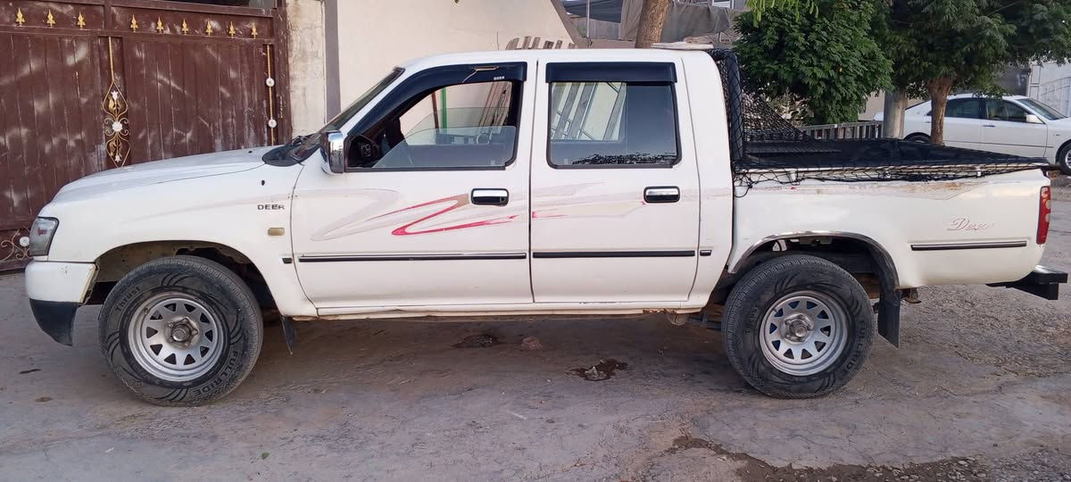 پیکاب دێڕ  مۆدێل  2006   پاکو خاوێن و جوانە خیاسی نیە  کتاب مەنەفێسی هەیە    نرخی33گڵا     ژ.م  ***********
