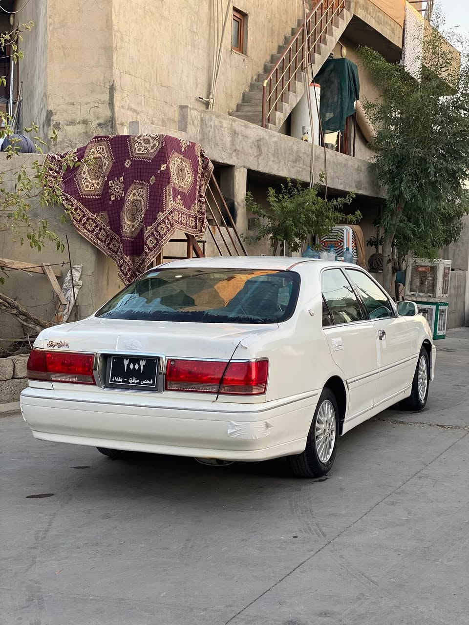 مەلیکە ساح
مەکینە فیفیتی
دوو دوگمە
سڵایت
جوار کوشن کارەبا
دوای کریستاڵ 
پیشی عادی 
سەیارەیەکی بی مەسرەف 
تەبرید بەشەرت
تیبینی سەیارەکە بەشەرتی موسوبڕاوە 
سەقفی بۆیاخ نەبیت 
قرجیکی دوای هەیە بی حەوز گرتن 
داژخوڵی جوان نیە
سڵایتەکەی ٣٠ بۆ ٥٠ هەزاری ئەویت بۆ جاکردن 
پارەی مەلیکەیەکی بڕاوەیە
شوین سلیمانی 
***********
