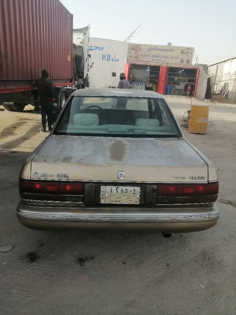 سيدان يسره بلاد مكينه وكير بطه 2500 بسمي سنويه 28 تنتهي سياره كفاله كصه نقل عيب شرعي بدي فقط دحجه مدكر خلفي سياره جارده من صبغ كهربا يأت شغاله كلها لايت زنون شاشه مسجل عنوني زبير السعر 35$بحداديه نص عمر مكينه مفتوحه هاي تفاصيل كلها تبريد عاطل *********** الزبير, البصرة
