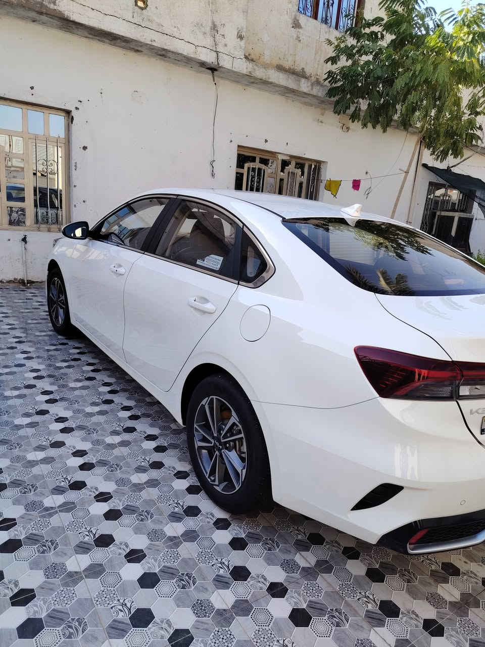 🔥 للبيع سيارة 3K موديل 2024 — نظيفة ومواصفات كاملة 🔥
🚘 الموديل: 2024
📍 الممشى: 17 ألف كم فقط
📍 رقم بغداد
📄 باسمي — تحويل ثاني يوم
🛡️ كفالة عامة من كل شيء

✨ المواصفات: ✅ فتحة سقف
✅ بصمة
✅ داخلية جلد
✅ ثلاثة أنظمة للقيادة
✅ السيارة نظيفة وجاهزة للاستخدام

📍 الموقع: بغداد
📞 للاستفسار والاتصال: ***********
