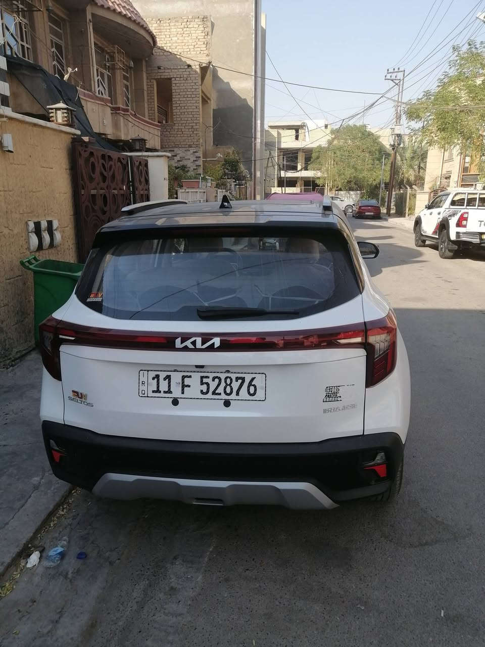 🚘 للبيع كيا سيلتوس بانوراما 2025 خليجي
✨ المواصفات: • محرك 1500 دبل نوزل
• بانوراما
• فول مواصفات تقريبًا
• ماشية فقط 3,500 كم
• السيارة نظيفة جدًا وبحالة الزيرو
• بدون حوادث أو صبغ
• الاستخدام شخصي وهادئ
• ما بيها أي عطل أو ملاحظة
• المرايات الجانبية يدوية
• الكرسي الأمامي غير كهربائي
العنوان بغداد حي تونس افاق عربية 
السعر 180 $
***********
