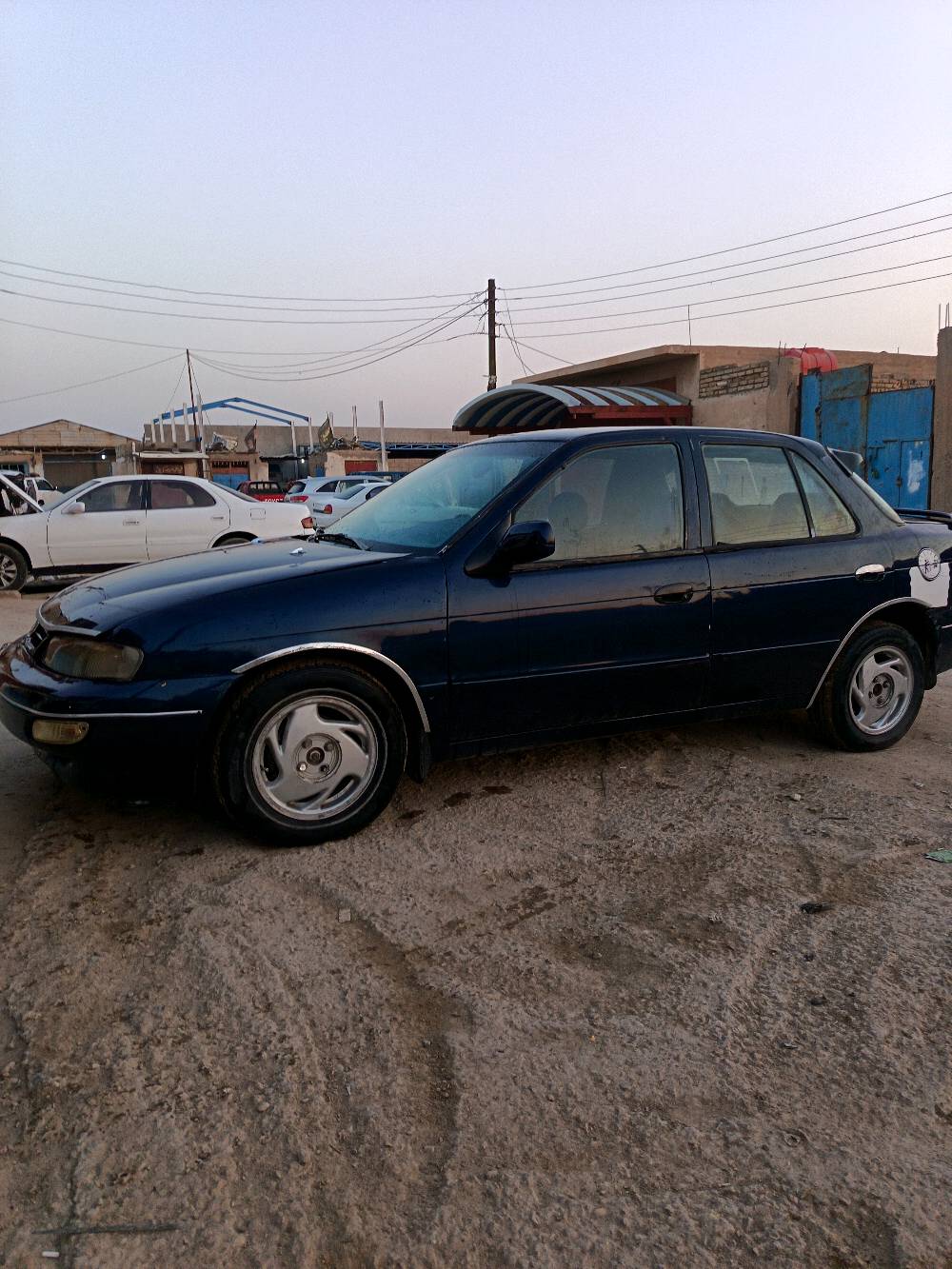 السلام عليكم كيا سيفيا للبيع موديل 1995 مكينه مسكر كير عادي سياره عوزه ترتيب السعر 23بيه مجال بصيط
