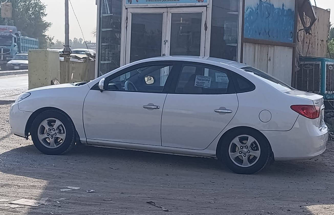 الانتره موديل ٢٠١٠ خليجي رقم اربيل  محرك ١٦٠٠ بيهه جاملغ وبنيد ولغد داخلي مكينه وكير وحداديه وتخم تاير مكفولات 
السعر ٨٩ وبيها مجال بسيط 
*********** 
مكاني نجف النجف, العراق
