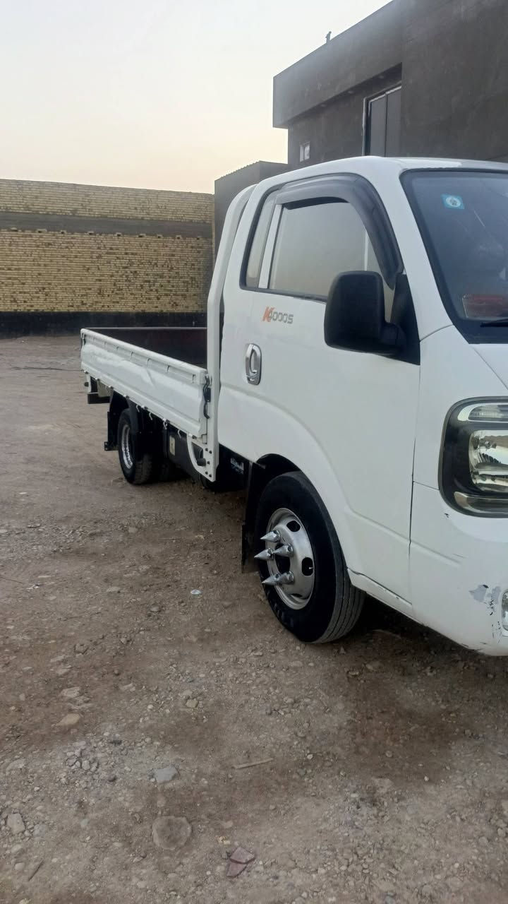 السلام عليكم كيه فحل مديل ٢١ بنيد مبدل بدون دواخل وبارد بالباب شبر  كير مكينه كسل تبريد وي السويج تخم تاير بچيس سياره جديد  تحويل مباشر رقم واسط مكانها واسط تصل وتدلل رقم صاحب السياره إني مكلف بنشر لا واحد يدزلي خاص رقم صاحبها ***********
