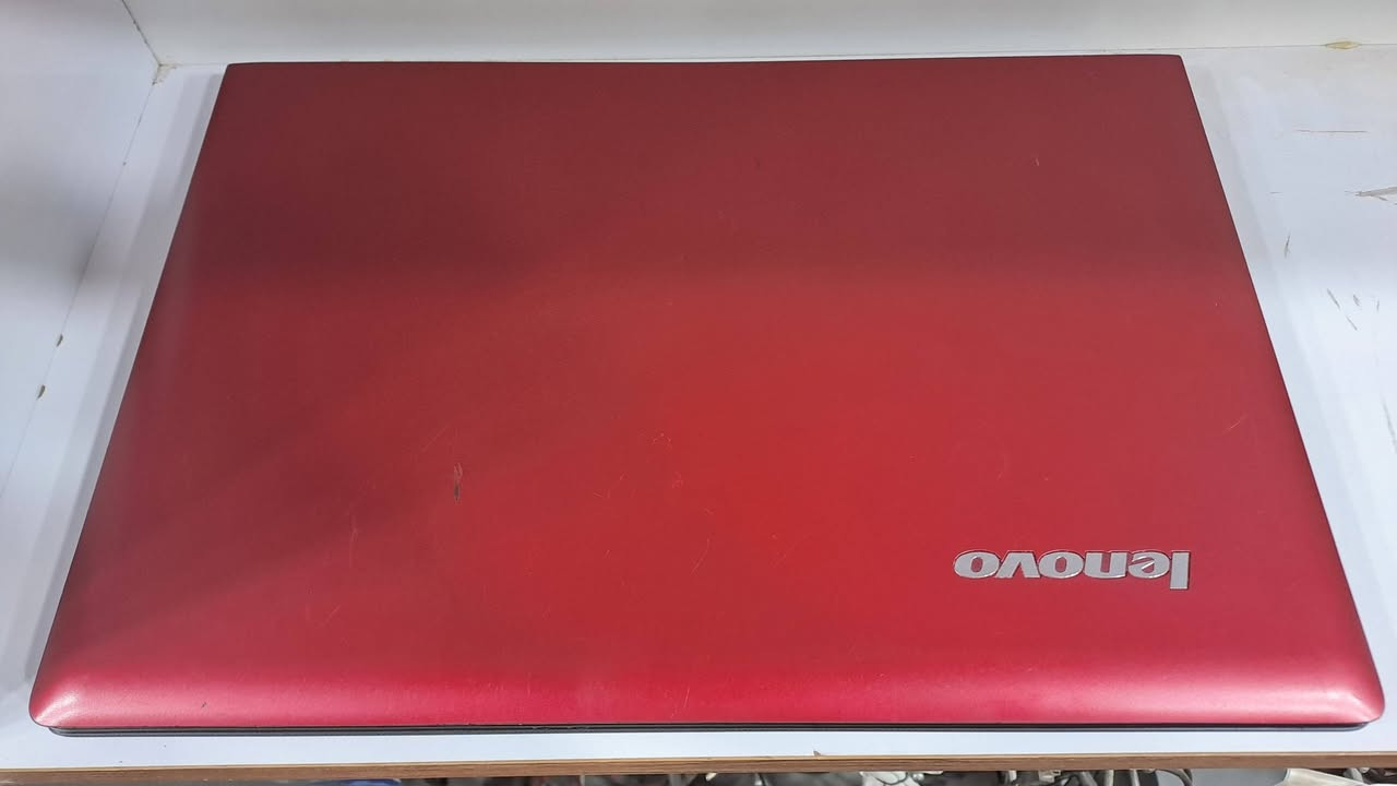 لينوفو 
الموصفات 
i7_جيل رابع
كرت شاشة خارجي 4gb 
هارد ssd 256
رمات 8 جيجا
مع هدية/ شاحنه+ حقيبة + ماوس🔥🔥
يوجد توصيل لكافة المحافظات 
سعر 375 الف 
***********
