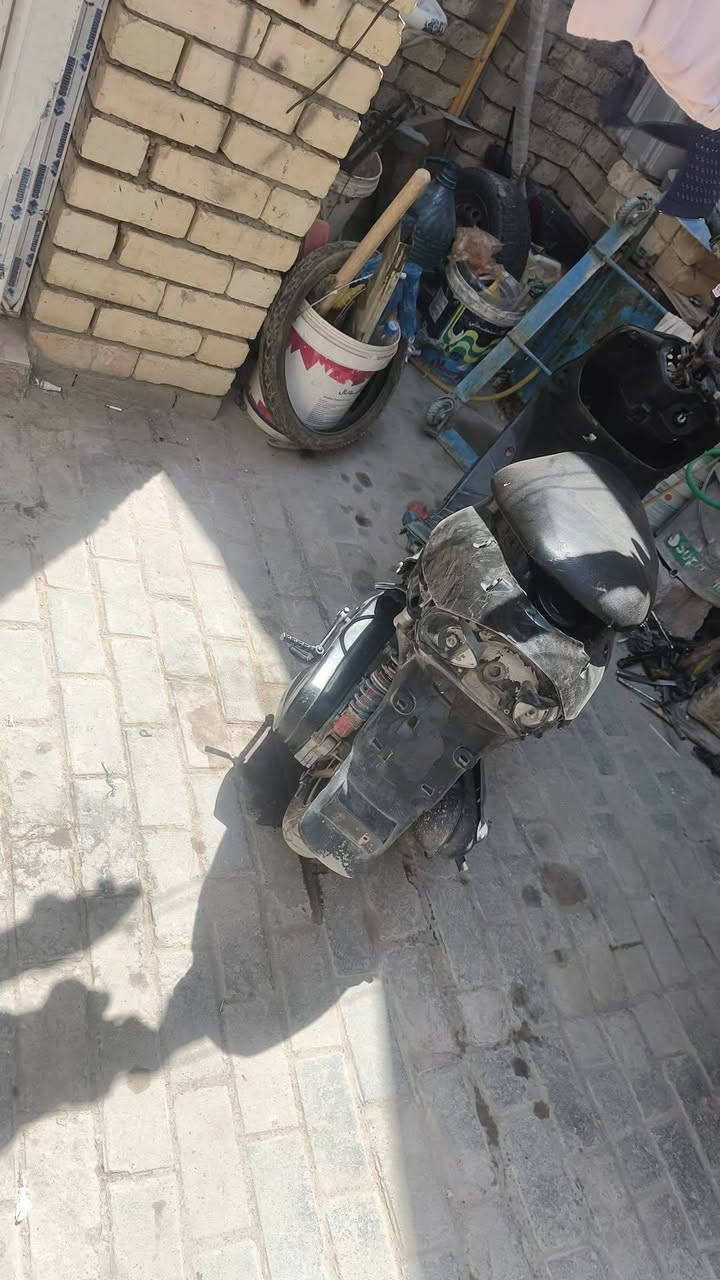تسلام عليكم دراجه 60 بيجي دراجه مكينه نضيفه مابيهه شي دراجه شغاله دراجه تخبل بس تتخر بتشغيل بس عوزه ترتيب سعر 150 وبيهه مجال مكاني بغداد خاص موجود او على هاذ الرقم ***********
