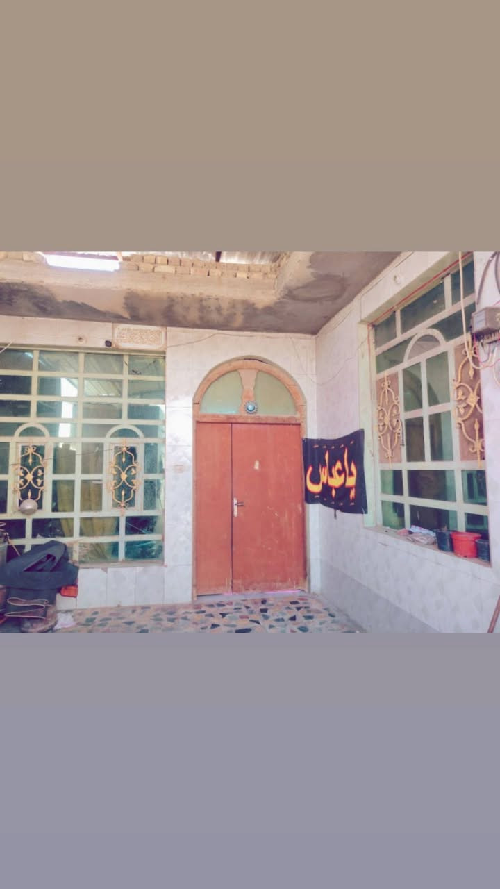 دار للبيع موقع تجاري
مساحة 178م
طابو صرف 
بصف الركن

يحتوي على واجهة 8ونص متر من ضمن المحل

ونزال 21 م

الموقع ع شط مقابيل سيد حسن قرب جسر الحمام وگراج ال بدير

تفاصيل البيت #

يحتوي على غرفتين نوم +واستقبال +مطبخ +مجمع صحي كامل

$$بناء كونكريت مسلح اساس وسقف

$البيت طابق واحد

للاستفسار واتس أو اتصال ولا ***********
