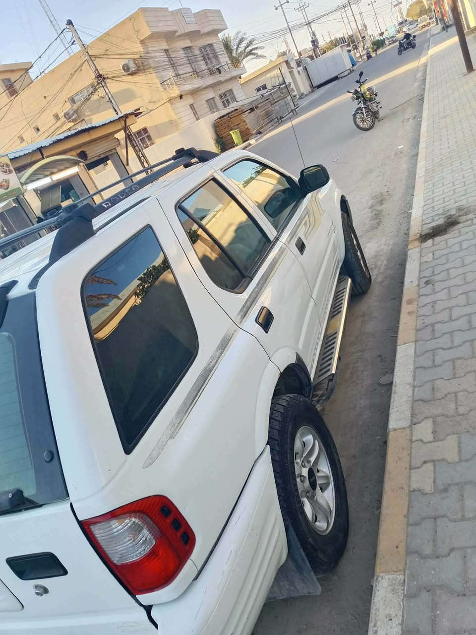 2004
كير ومحرك بلادي كير اوتو مكفولات
حجم المحرك 3200 6سلندر السياره جاهزه  
تبريد كهربائيات كلها تماام

رقم بغداد دولي  تحويل ثاني يوم

#للبيع سعر 70 وبيها مجال

وترهم #مراوس حسب الاتفاق

مكان السياره #فلوجه صقلاويه

للاستفسار
‭***********‬
‭***********‬
