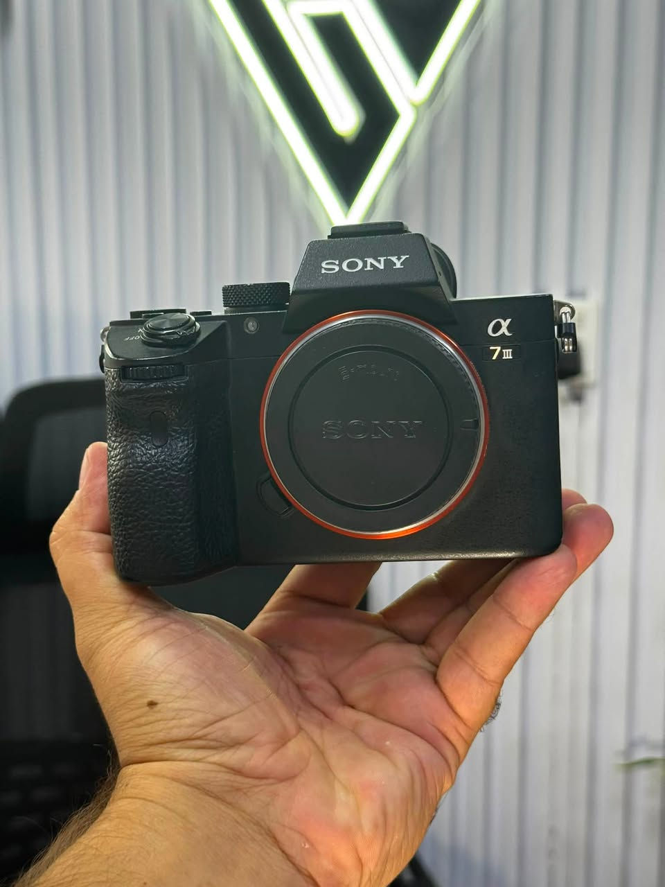 #daste_dw_مستعمل
———————————
#sony a7 III body 
Clean 90%
Shutter 20K
