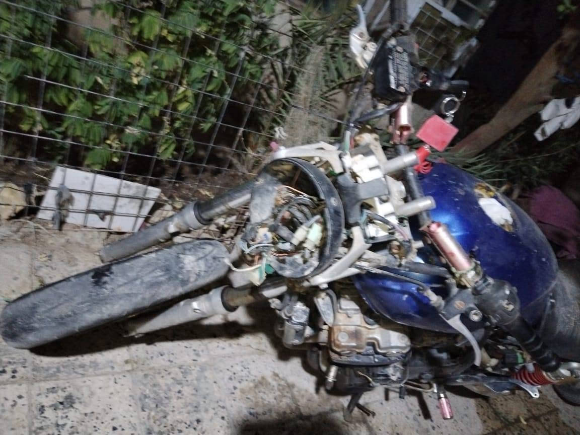سلام عليكم سيبي400للبيع شغاله عوزها ترتيب المكينه بيها بكن  السعر 700وبيها مجال للشراي عنواني ناصرية ***********شراي يخابر لوتي 🩴🤍محترامتي

