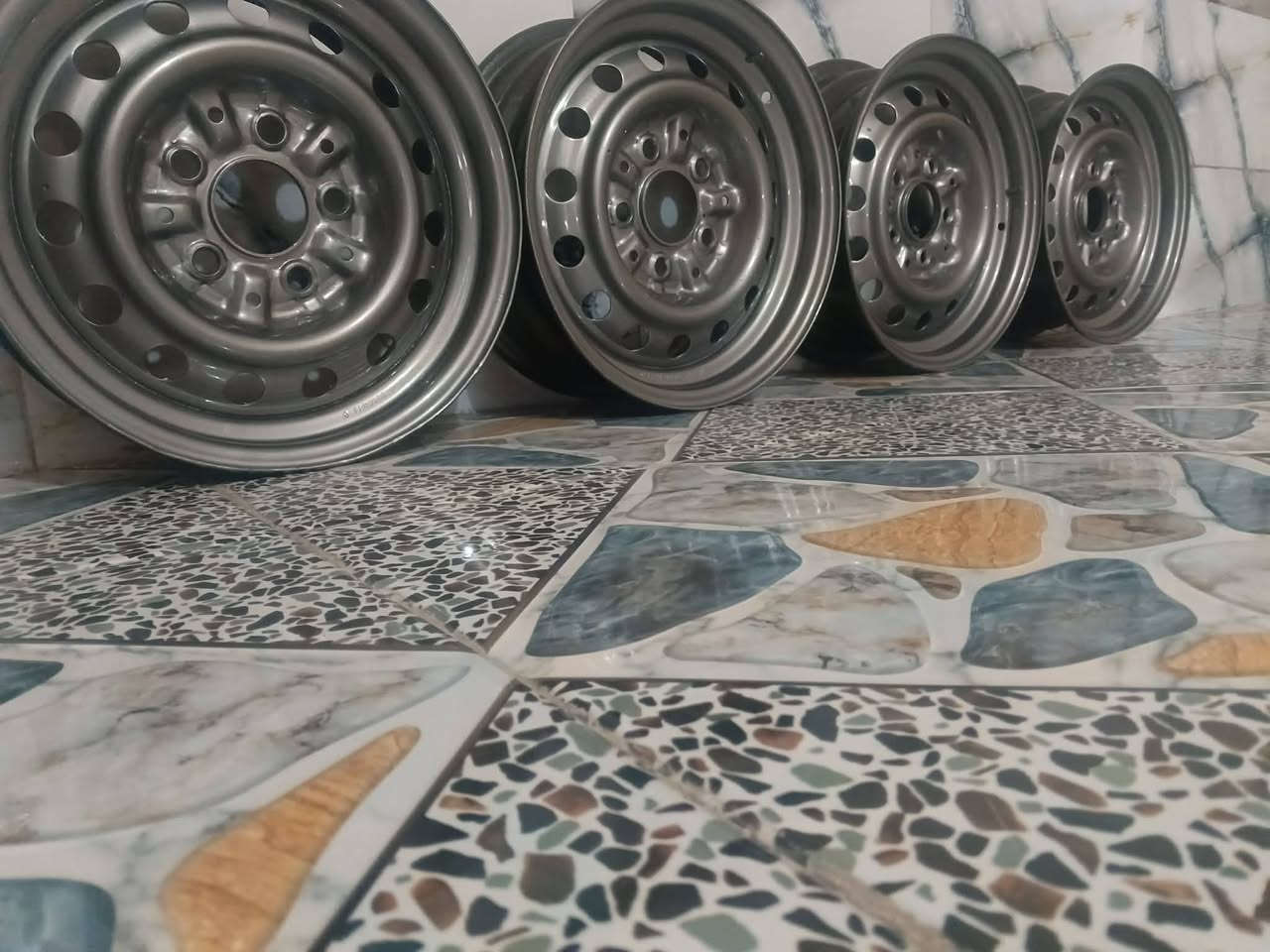 ويلات سيدان • حجم ١٤ • صبغ حراري