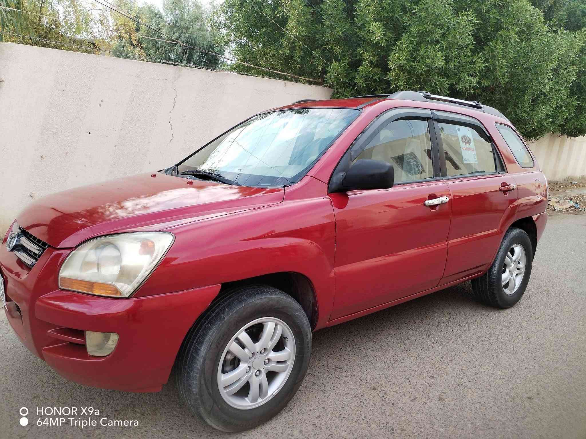 كيا سبورتج 2007 امريكي
محرك 6 سلندر كفاله لا تبخير ولا تنقيص
كير اوتماتيك مكفول
صدر كهربائيات تبريد كله تمام
تخم تاير تخم ويل كاب
رقم بغداد انكليزي جديد سنوية جديده باسمنا
مكان السيارة صلاح الدين بلد قرب مرقد الامام السيد محمد عليه السلام
***********
***********

نص مكتوب في الصور:
- HONOR X9a
- 64MP Triple Camera
- HONOR X9a 64MP Triple Camera