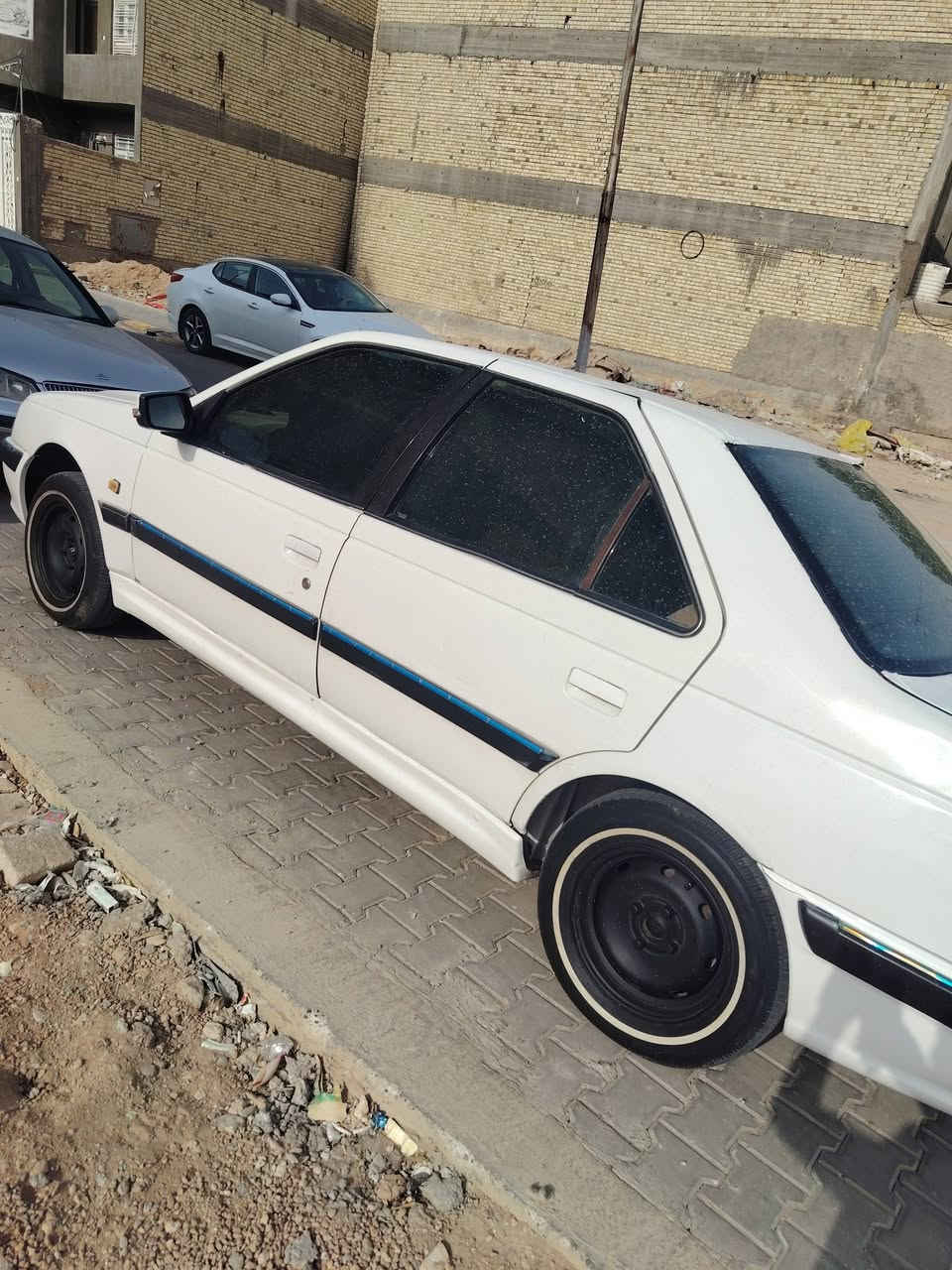 سلام عليكم بيجو بارص موديل 12
سياره نضيفه وماعايزه شي
كير ومحرك جدد شرط
دجات محرك جدد
مشط ستيرن ايساكو جديد
درايمات موبز جدد
كمبريسر تبريد جديد
جامه اماميه جديده
لايت زنون عالي باتري جديد

مشروع وطني مداور بكل محافضات السياره مكانهه نجف
وراعيهه بنجف يريد مداور
سعر   40 وبيهه مجال ***********
