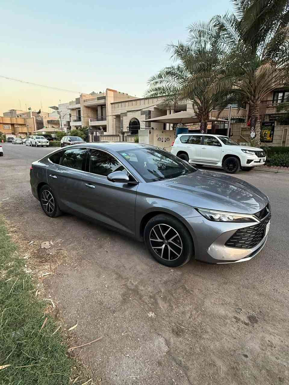 للبيع كن l
2025 فول مواصفات بطارية 120 بنوراما
السيارة مكفولة بية بارد شبر بال جاملغ الامامي 
ماشية 21000 
مكان السيارة بغداد الغزالية 
السعر 26 مليون
***********
