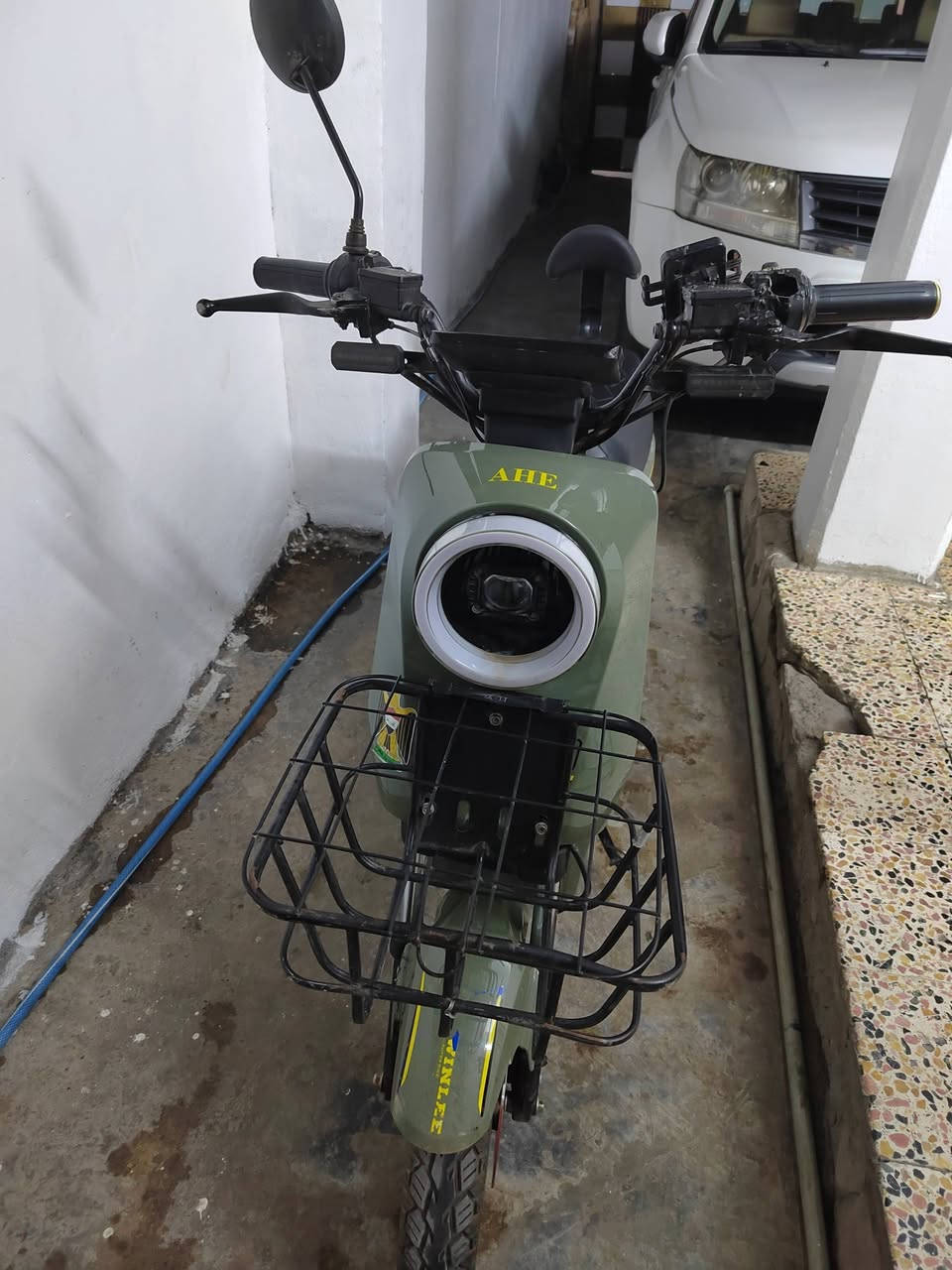 دراجة R9 بطاريات شرط فول.. السعر 350 الف مع المجال.
***********
