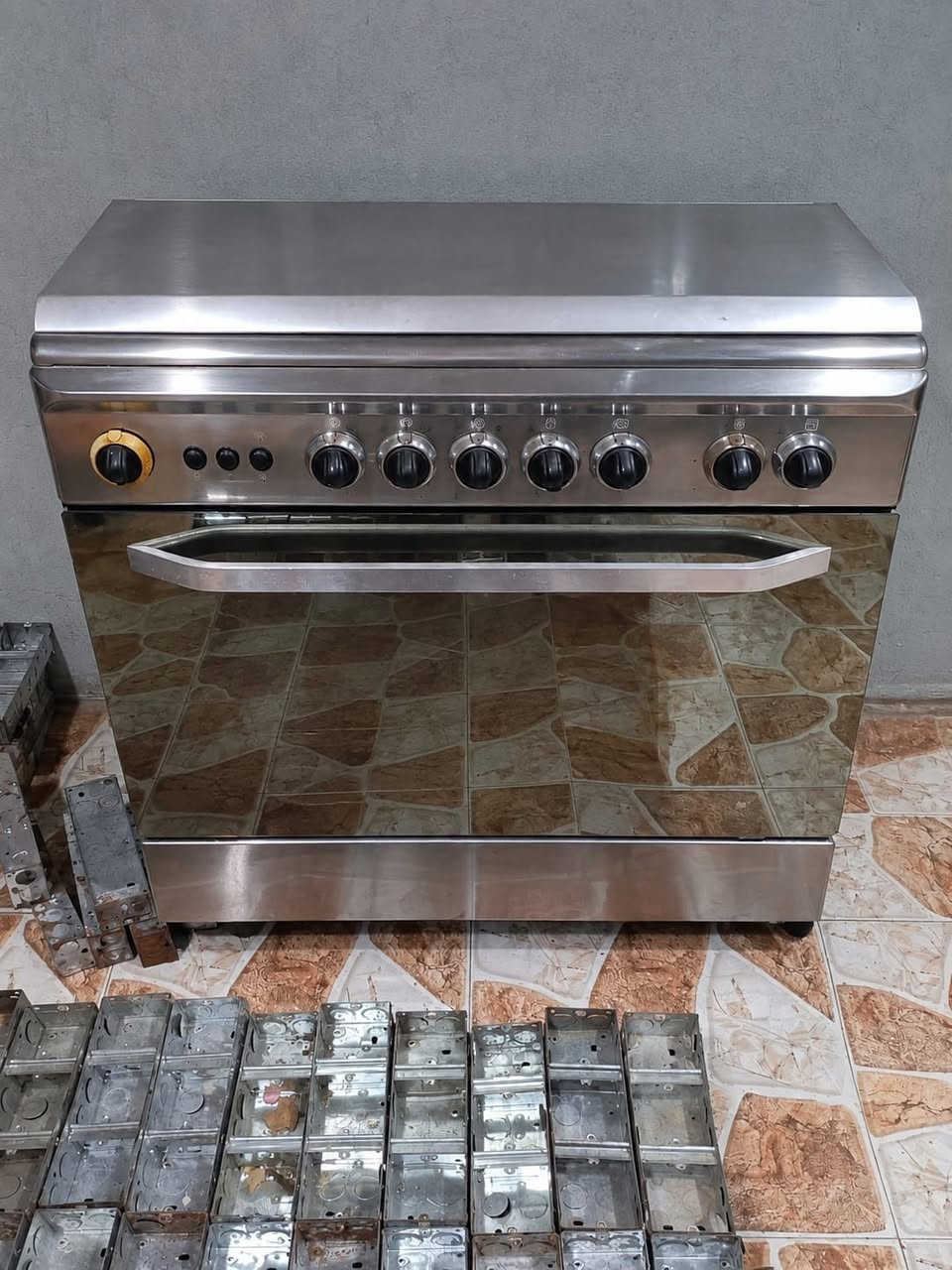 نظيف جدا السعر 180////***********
