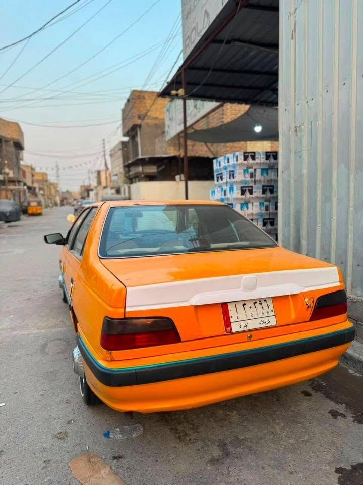 السلام عليكم بيجو بارص 2018 بية جاملغ مبدل وبنيد طاير سيرة غير ذني مكفولة تخم تاير 
جديد صدر حدادة سيارة خير من الله مصفرة هية وغرامات تبريدة شغال تحويل مباشر السعر 47 اتصال *********** مكاني بغداد مدينة الصدر
