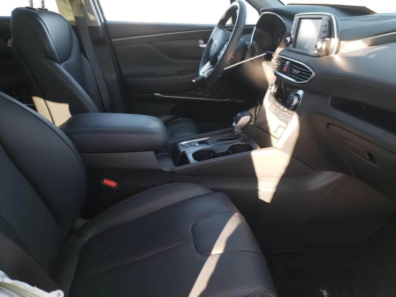 سلام عليكم سنتافيا موديل ٢٠٢٠ فول مواصفات  حادث طخه بل دعاميه
سياره مكفوله  
جديده 
*********** 
سعر ١٧٤ وبي مجال
