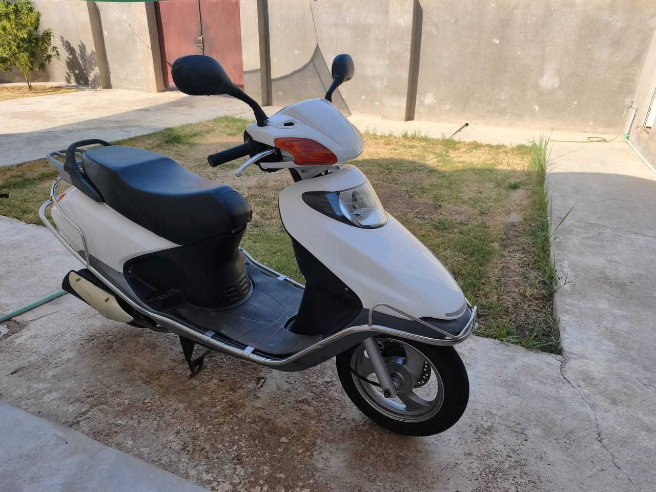 سبيسي ماليزي اخذته 2025 على ايدي مكينه كفاله دراجه حلوه نضيفه ***********
