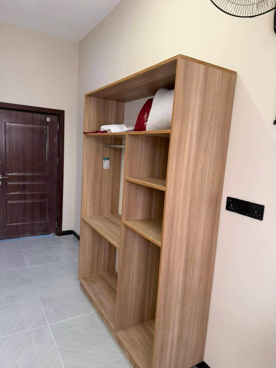 {بسم الله الرحمن الرحيم }
تعلن الاداره 

 الزائرين الكرام وباسعار مناسبه  

الطلاب والحملات اسعار خاصه
 

تتوفر جميع وسائل الراحه من
بلازما + ماء حار + ماء بارد +خدمة انترنت + صابون + حمام غربي وشرقي 
كربلاء المقدسه شارع ميثم التمار مجاور فندق كربلاء الدولي 

🚶‍♀️  

للحجز والاستفسار اتصل او راسلنا على الواتساب
***********
